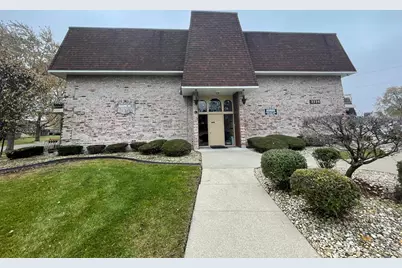 3235 S Manor Drive #104, Lansing, IL 60438 - Photo 1