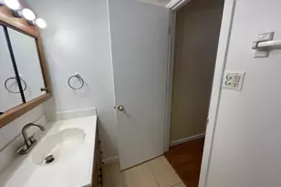 3235 S Manor Dr, Lansing, IL 60438 - Photo 11