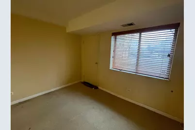 3235 S Manor Drive #104, Lansing, IL 60438 - Photo 13