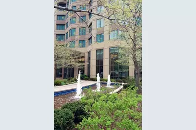 400 N La Salle Drive #1911, Chicago, IL 60654 - Photo 21