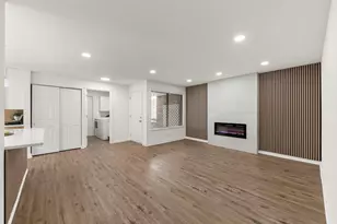 988 Chelsea Ln, Schaumburg, IL 60193 - Photo 3