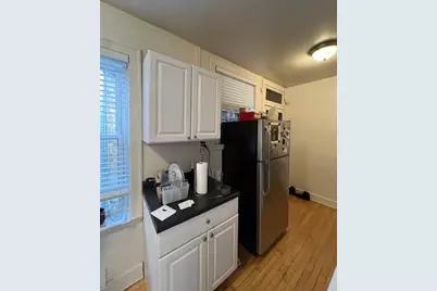 4224 N Clark Street #3, Chicago, IL 60613 - Photo 9