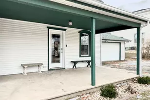 414 Pontiac St, Tonica, IL 61370 - Photo 21