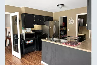 404 Michael Street, Streator, IL 61364 - Photo 5