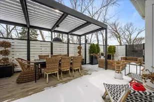 1555 Samanthas Way, Deerfield, IL 60015 - Photo 25