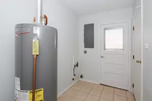 1665 Chippendale Rd, Hoffman Estates, IL 60169 - Photo 17