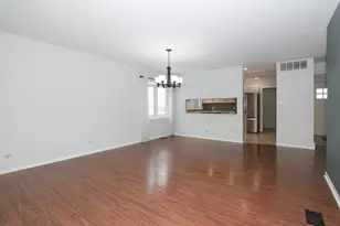 1665 Chippendale Rd, Hoffman Estates, IL 60169 - Photo 7