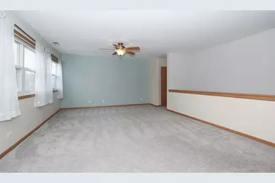 1665 Chippendale Road, Hoffman Estates, IL 60169 - Photo 19