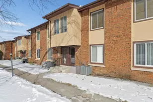 827 E 194th St, Glenwood, IL 60425 - Photo 15