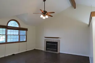 274 E 34th St, Steger, IL 60475 - Photo 5