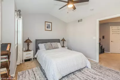 375 N Commerce Street, Aurora, IL 60504 - Photo 7