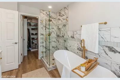 375 N Commerce Street, Aurora, IL 60504 - Photo 9