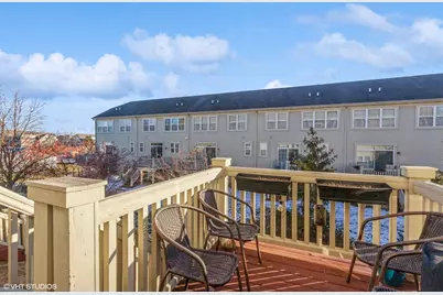 375 N Commerce Street, Aurora, IL 60504 - Photo 13