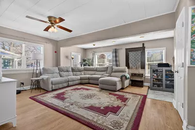 519 S Washington Street, Lockport, IL 60441 - Photo 3