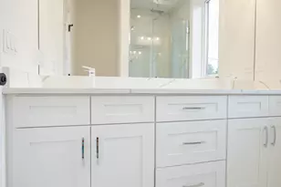 941 N Winchester Ave, Chicago, IL 60622 - Photo 17