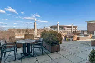 1335 S Prairie Ave, Chicago, IL 60605 - Photo 23