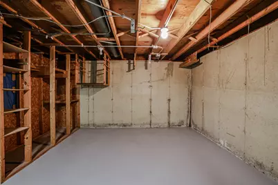 311 W Kennedy Drive, Streamwood, IL 60107 - Photo 19