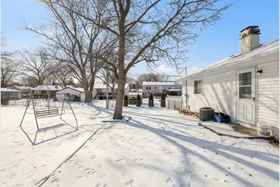 311 W Kennedy Drive, Streamwood, IL 60107 - Photo 25