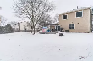 4990 Rochester Dr, Hoffman Estates, IL 60010 - Photo 27