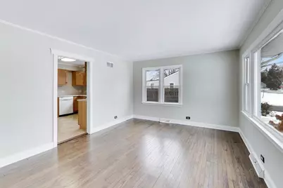 18219 W Big Oaks Road, Grayslake, IL 60030 - Photo 3