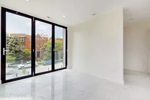 6330 Hennings Ct, Morton Grove, IL 60053 - Photo 15