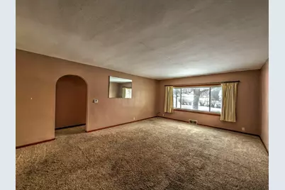 212 W McKinley Street, Milford, IL 60953 - Photo 3