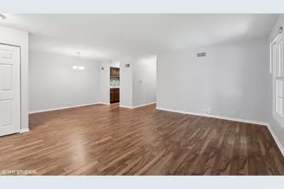 520 Shorely Drive #201, Barrington, IL 60010 - Photo 3