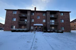 15723 Peggy Ln, Oak Forest, IL 60452 - Photo 1