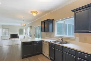 1008 Victoria Dr, Fox River Grove, IL 60021 - Photo 13