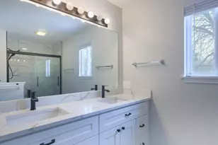 1008 Victoria Dr, Fox River Grove, IL 60021 - Photo 19