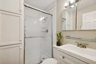 18508 W Woodland Terrace, Gurnee, IL 60031 - Photo 9