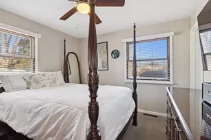 18508 W Woodland Terrace, Gurnee, IL 60031 - Photo 7