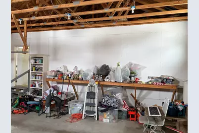 200 N Henderson Street, Kenney, IL 61749 - Photo 27