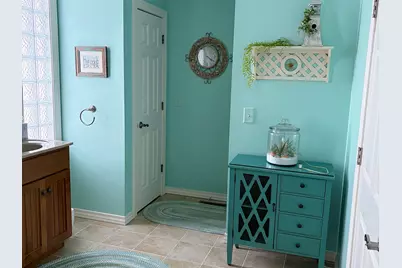 200 N Henderson Street, Kenney, IL 61749 - Photo 17