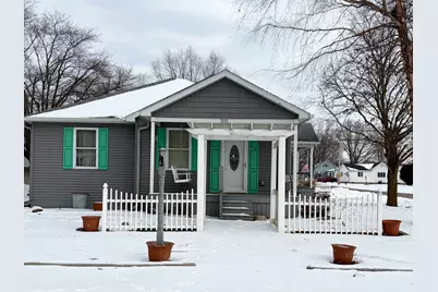 200 N Henderson Street, Kenney, IL 61749 - Photo 1
