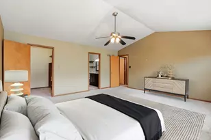 15534 Whitehall Ln, Orland Park, IL 60462 - Photo 13