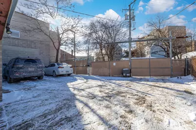 2832 N Milwaukee Avenue, Chicago, IL 60618 - Photo 19