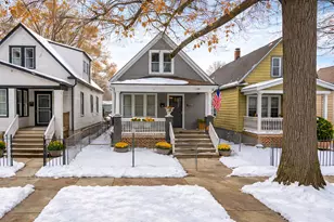 10426 S Wabash Ave, Chicago, IL 60628 - Photo 1