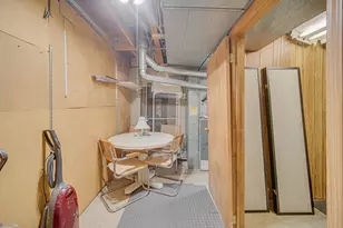 933 Shambliss Ln, Buffalo Grove, IL 60089 - Photo 23