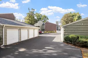 1420 Stonebridge Trail, Wheaton, IL 60189 - Photo 11