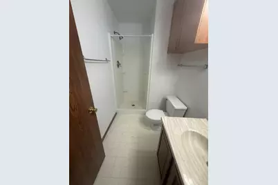 690 Greenfield Court #B1, Bartlett, IL 60103 - Photo 9