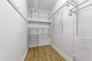 1300 E 56th St, Chicago, IL 60637 - Photo 13