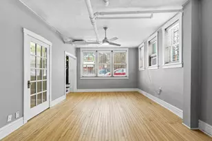 1300 E 56th St, Chicago, IL 60637 - Photo 3