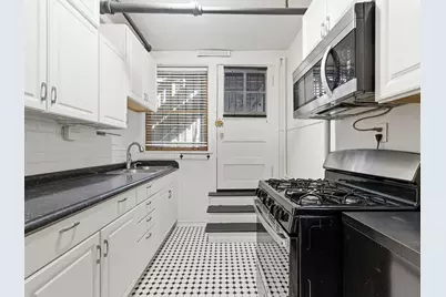 1300 E 56th Street #G, Chicago, IL 60637 - Photo 9