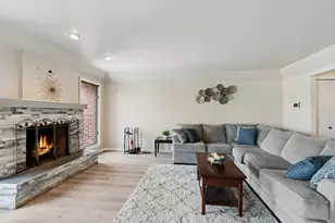 1429 Woodhollow Dr, Flossmoor, IL 60422 - Photo 3