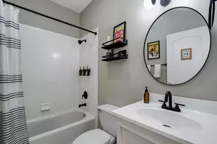 4933 N Winthrop Ave, Chicago, IL 60640 - Photo 13