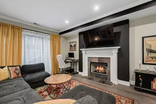 4933 N Winthrop Ave, Chicago, IL 60640 - Photo 15