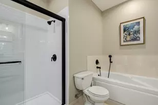 4933 N Winthrop Ave, Chicago, IL 60640 - Photo 11