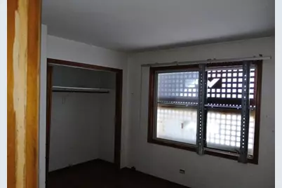 6704 W Forest Preserve Drive, Harwood Heights, IL 60706 - Photo 13