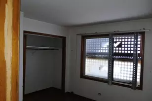 6704 W Forest Preserve Dr, Harwood Heights, IL 60706 - Photo 13